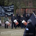 Worms: Neonazis vs. Kirchenglocken 140 Neonazis aus Rheinland-Pfalz, Hessen und Baden-Württemberg reisten am 18. Februar 2012 zum vom Aktionsbüro Rhein-Neckar organisierten "Trauermarsch für die Opfer des alliierten Bombenterrors vom 13. Februar 1945 in Dresden und 21. Februar 1945 in Worms" an. Sie kamen unter anderem aus ...